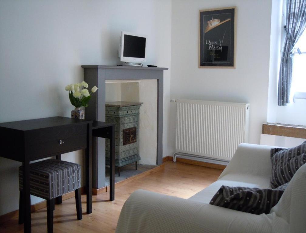 Bed and Breakfast Le P'Tit Relai Montbozon Екстер'єр фото