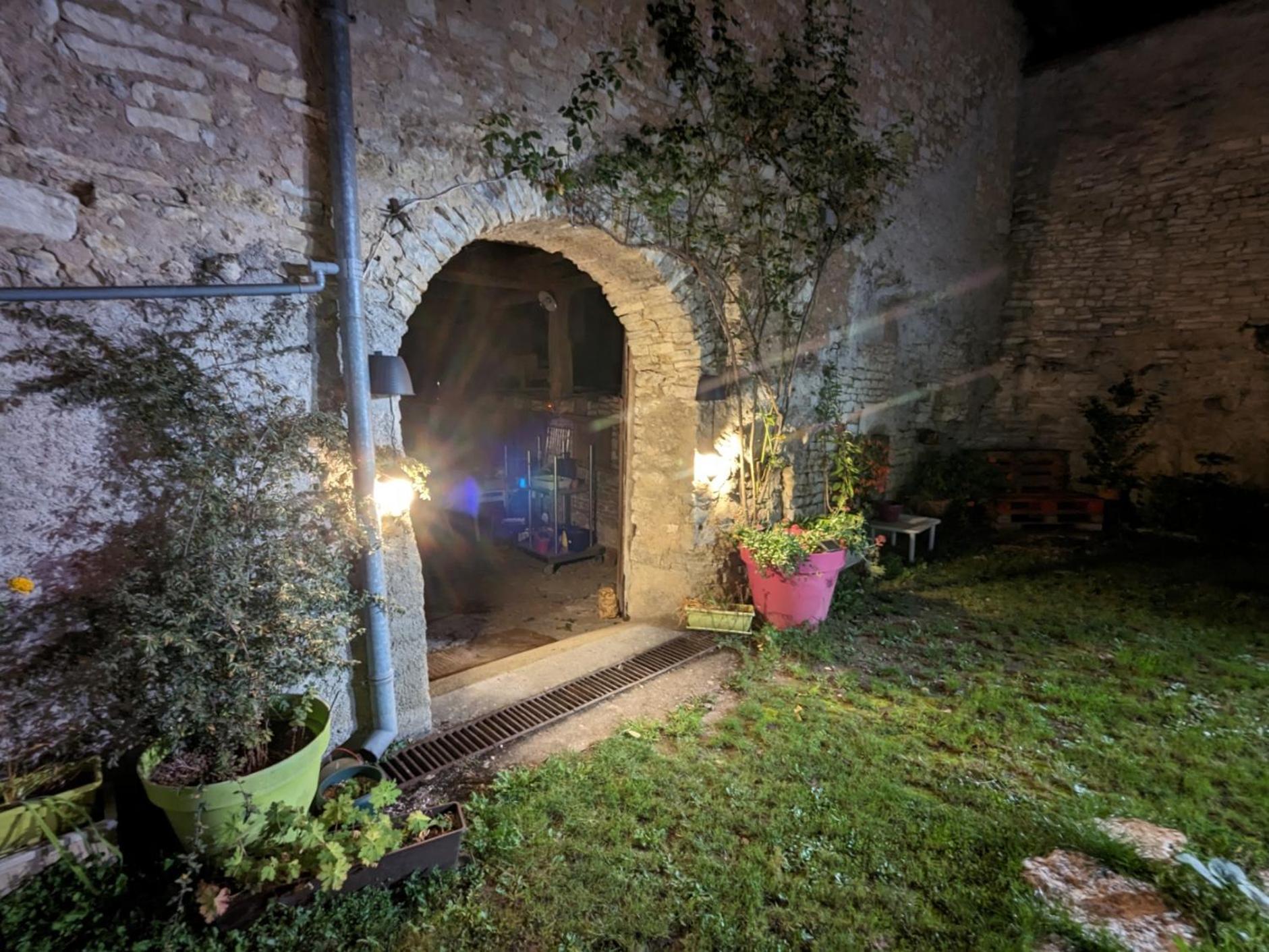 Bed and Breakfast Le P'Tit Relai Montbozon Екстер'єр фото